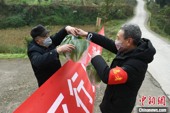 四川廣安三分之二機(jī)關(guān)干部深入基層：防疫不放松發(fā)展不動(dòng)搖