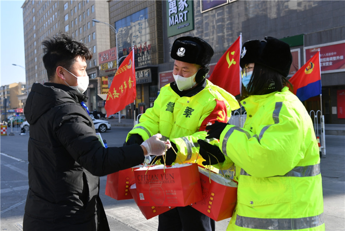 愛在“第二故鄉(xiāng)” 5000份川云酸菜面溫暖“疫”下延安_fororder_圖片4